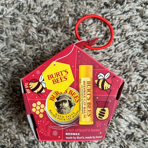 Burt’s Bees Beeswax Gift Set – Lip Balm & Hand Salve – New - Picture 3 of 4